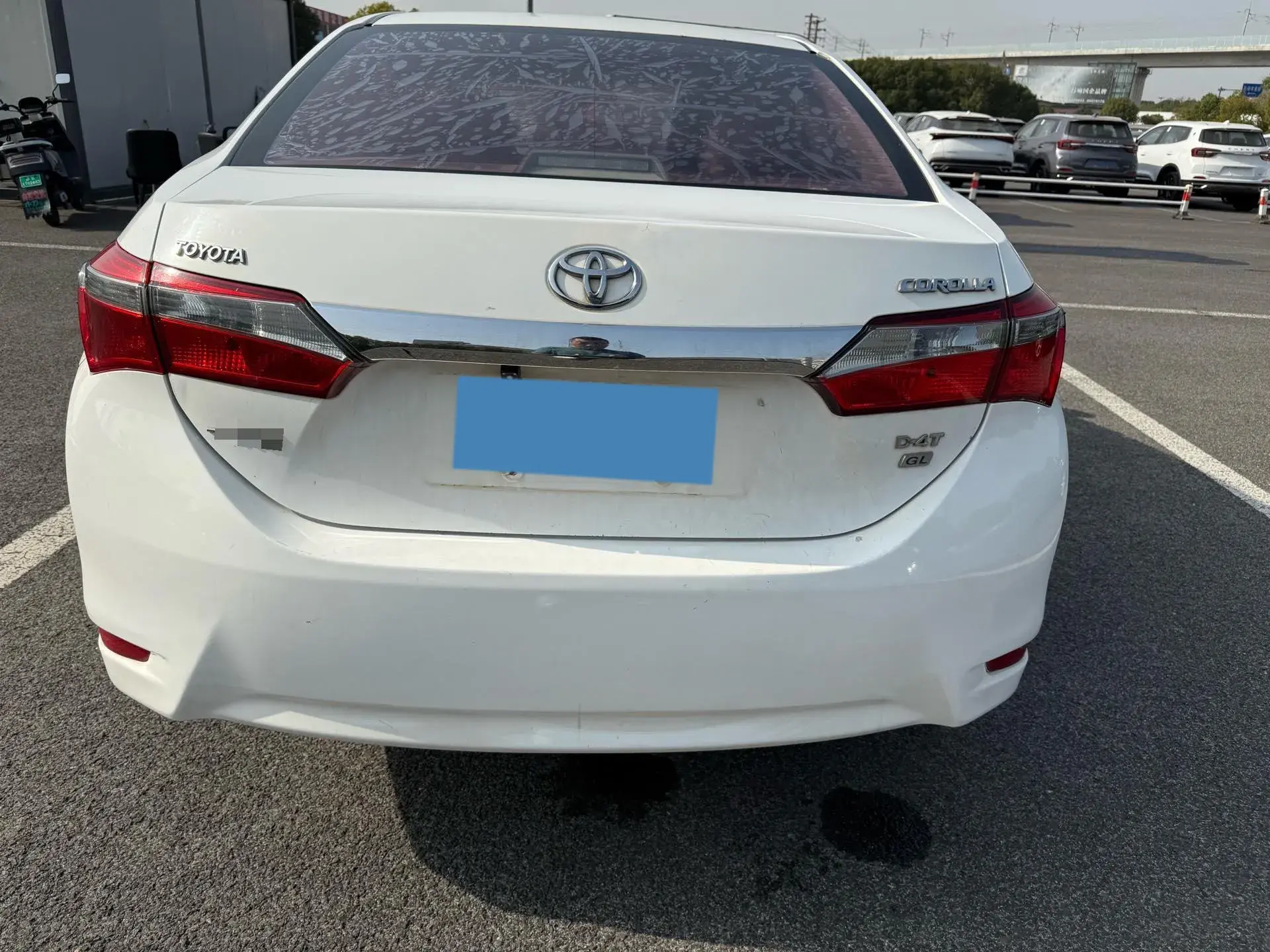 2018 TOYOTA COROLLA thumbnail 3