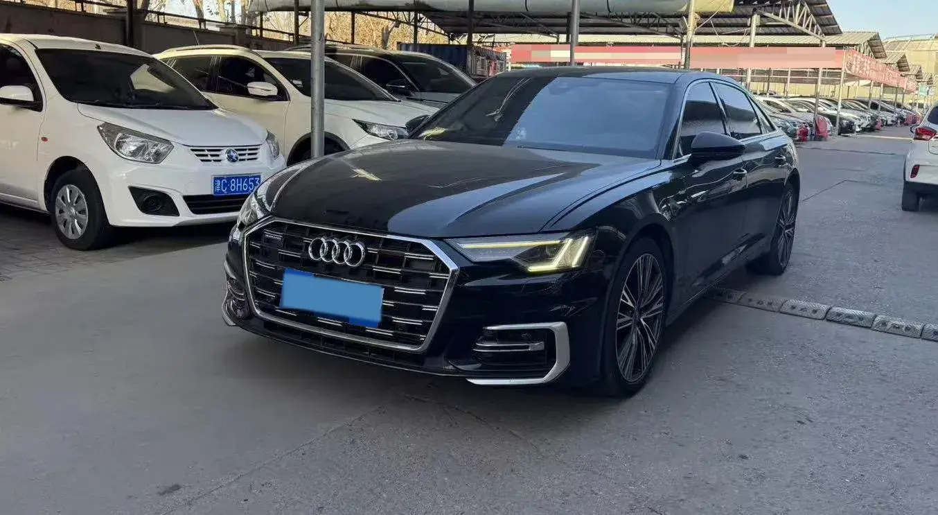 2020 AUDI A6L view 1