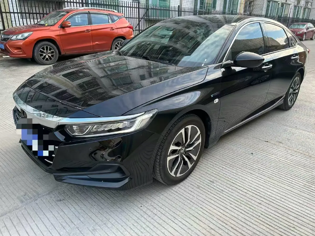2022 Honda Accord 2.0L 146HP L4 E-CVT Hybrid