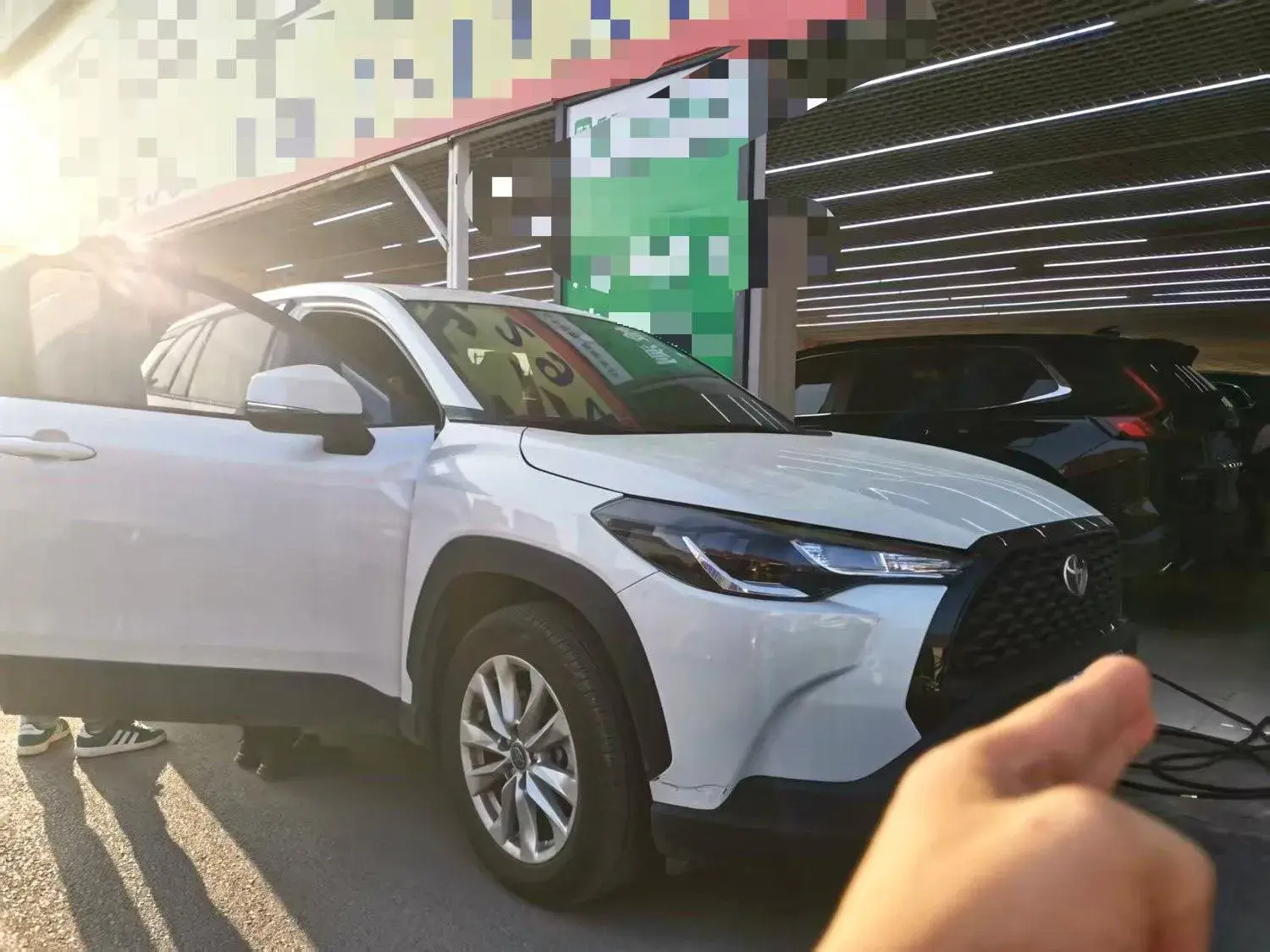 2024 TOYOTA COROLLA thumbnail 3