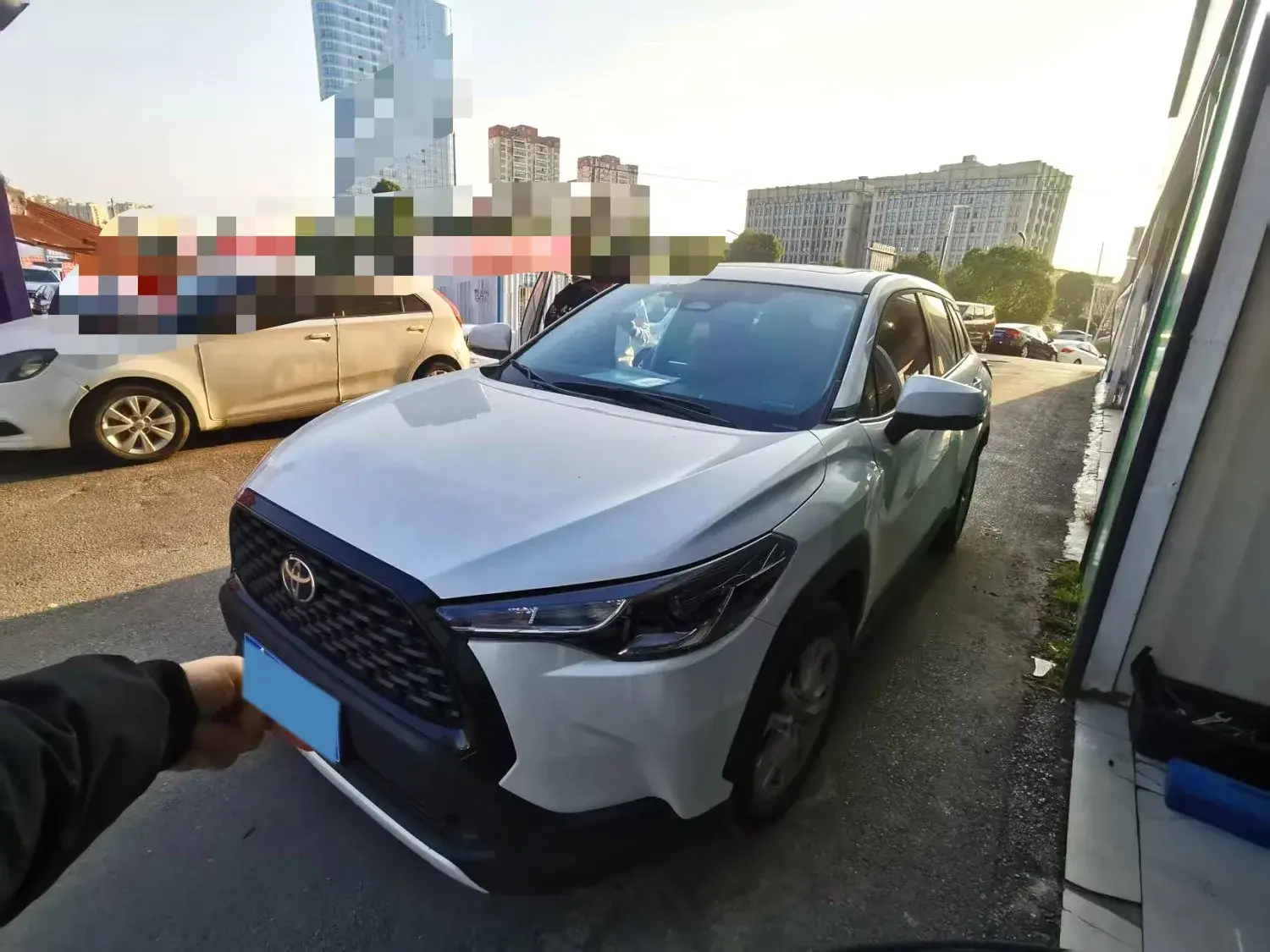 2024 TOYOTA COROLLA thumbnail 4