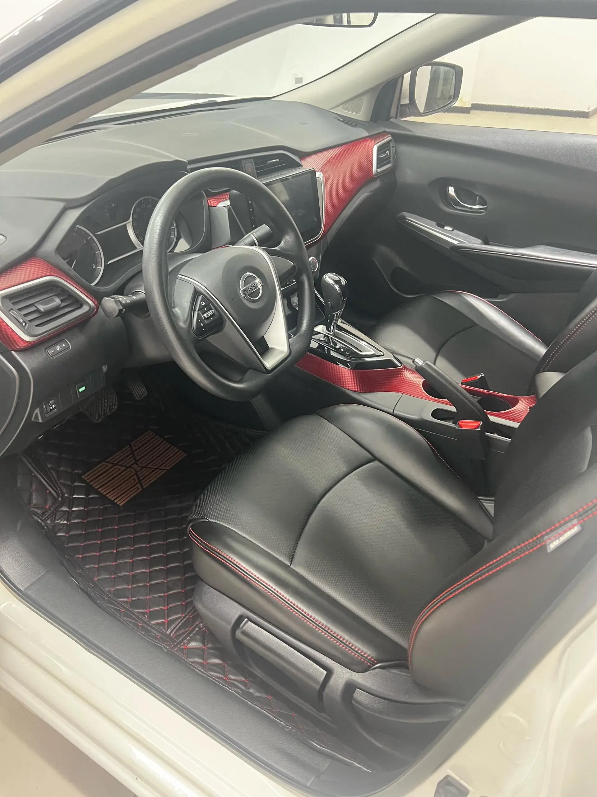 2019 NISSAN BLUEBIRD thumbnail 4