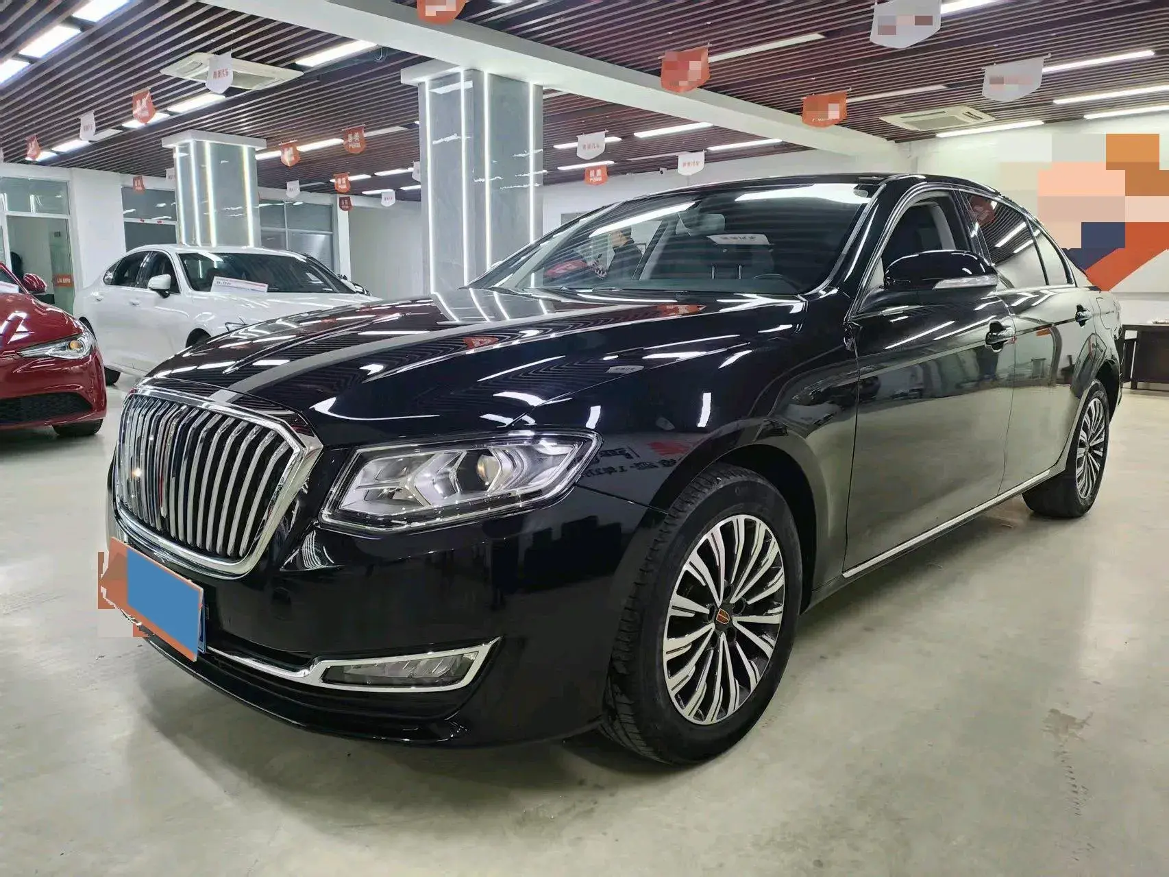 2021 HONGQI H7 view 1