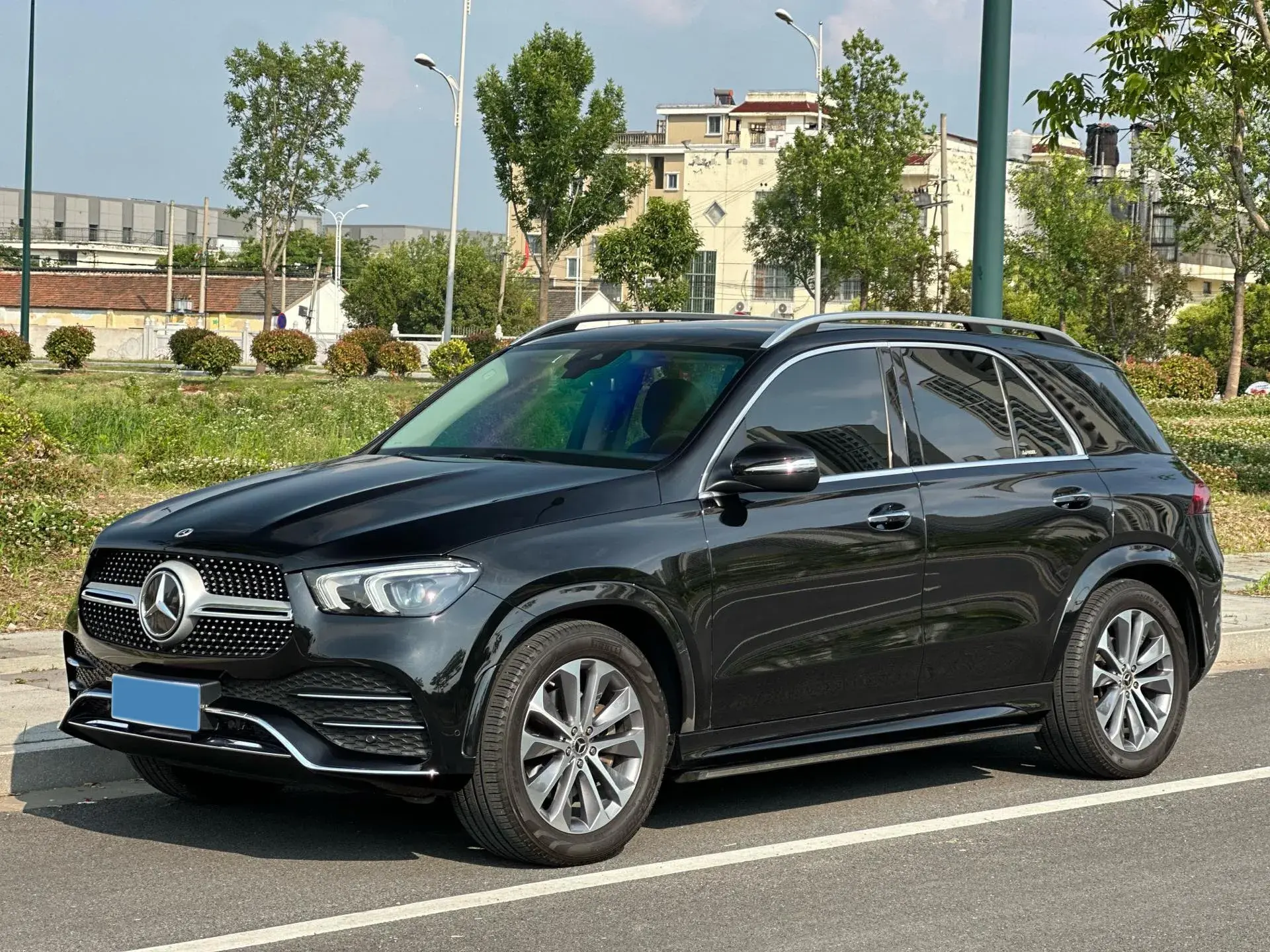 2021 MERCEDES-BENZ GLE view 1