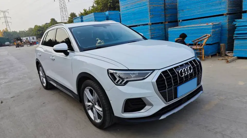 2022 AUDI Q3 thumbnail 3
