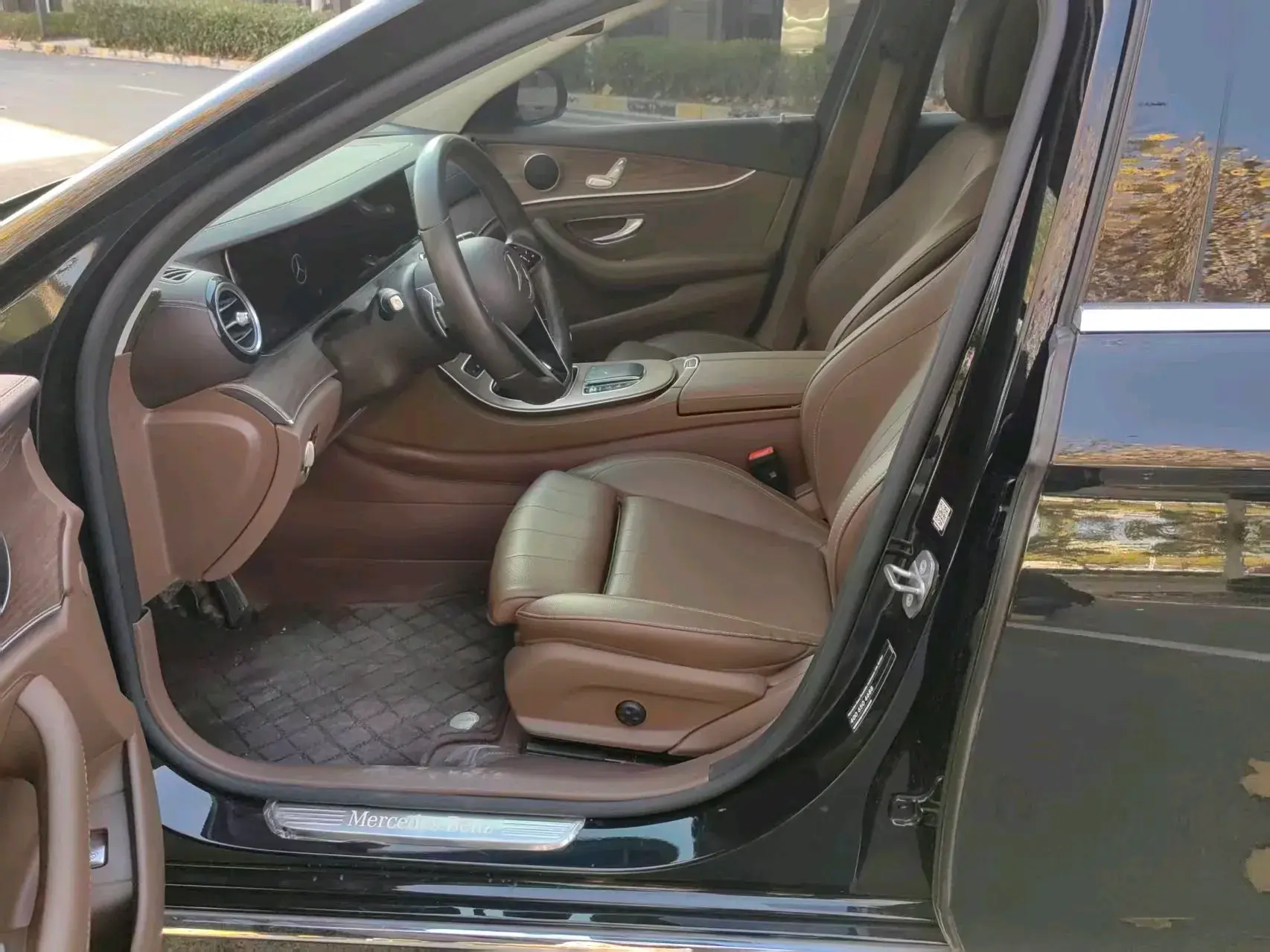 2023 MERCEDES-BENZ E thumbnail 3