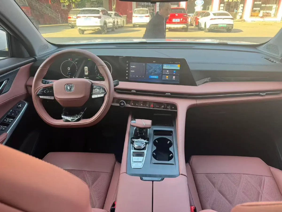 2023 ChangAn CS75 Plus iDD 1.5T 170HP L4 6TCT PHEV 28.39KWH,autocango,china used car exporter,china ev exporter,chinese used car exporter,chinese used ev exporter