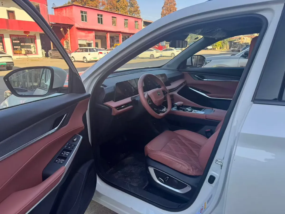 2023 ChangAn CS75 Plus iDD 1.5T 170HP L4 6TCT PHEV 28.39KWH,autocango,china used car exporter,china ev exporter,chinese used car exporter,chinese used ev exporter