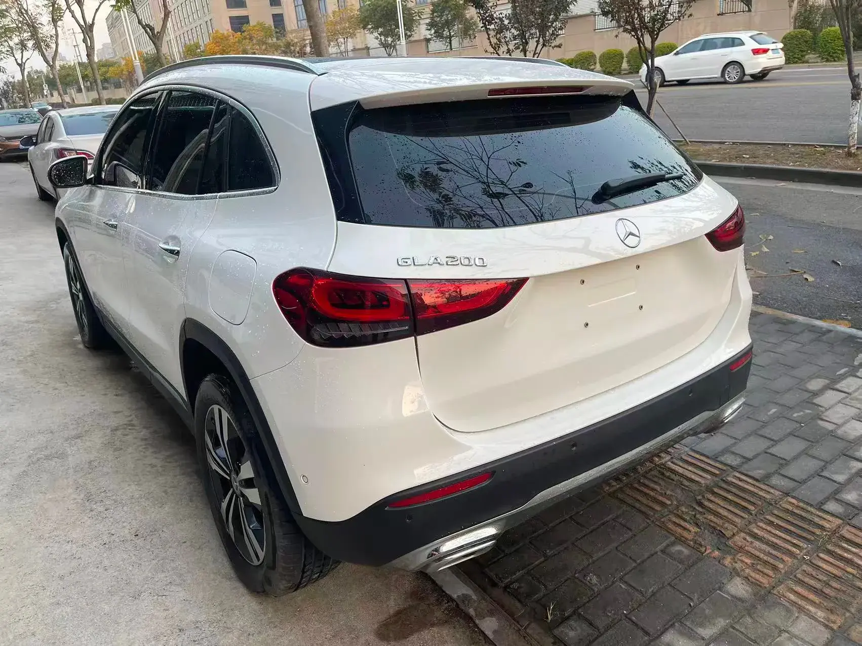 2020 MERCEDES-BENZ GLA thumbnail 3