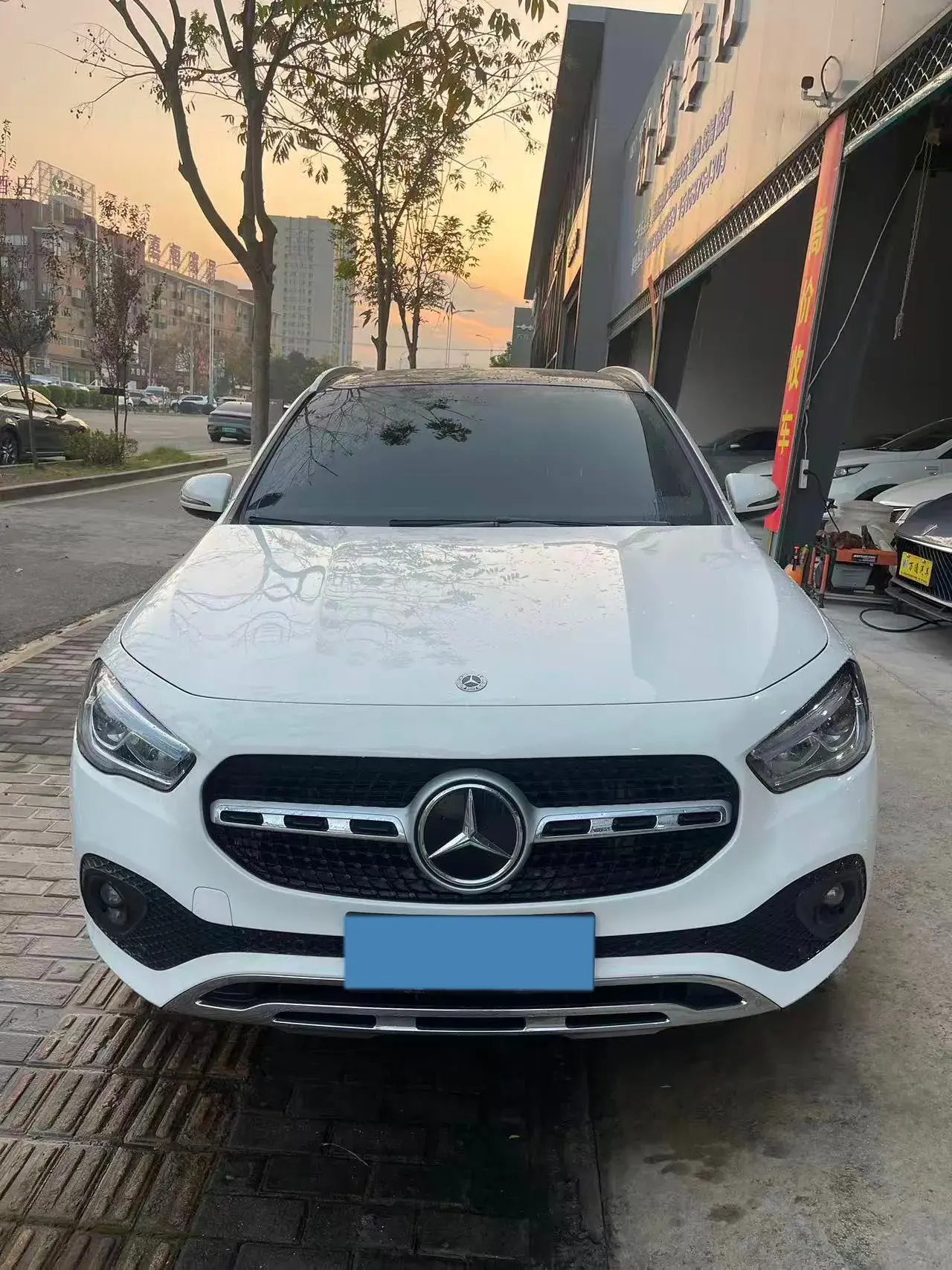 2020 MERCEDES-BENZ GLA thumbnail 2