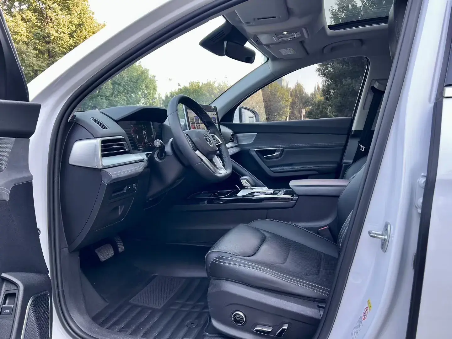 2019 BYD SONG thumbnail 4