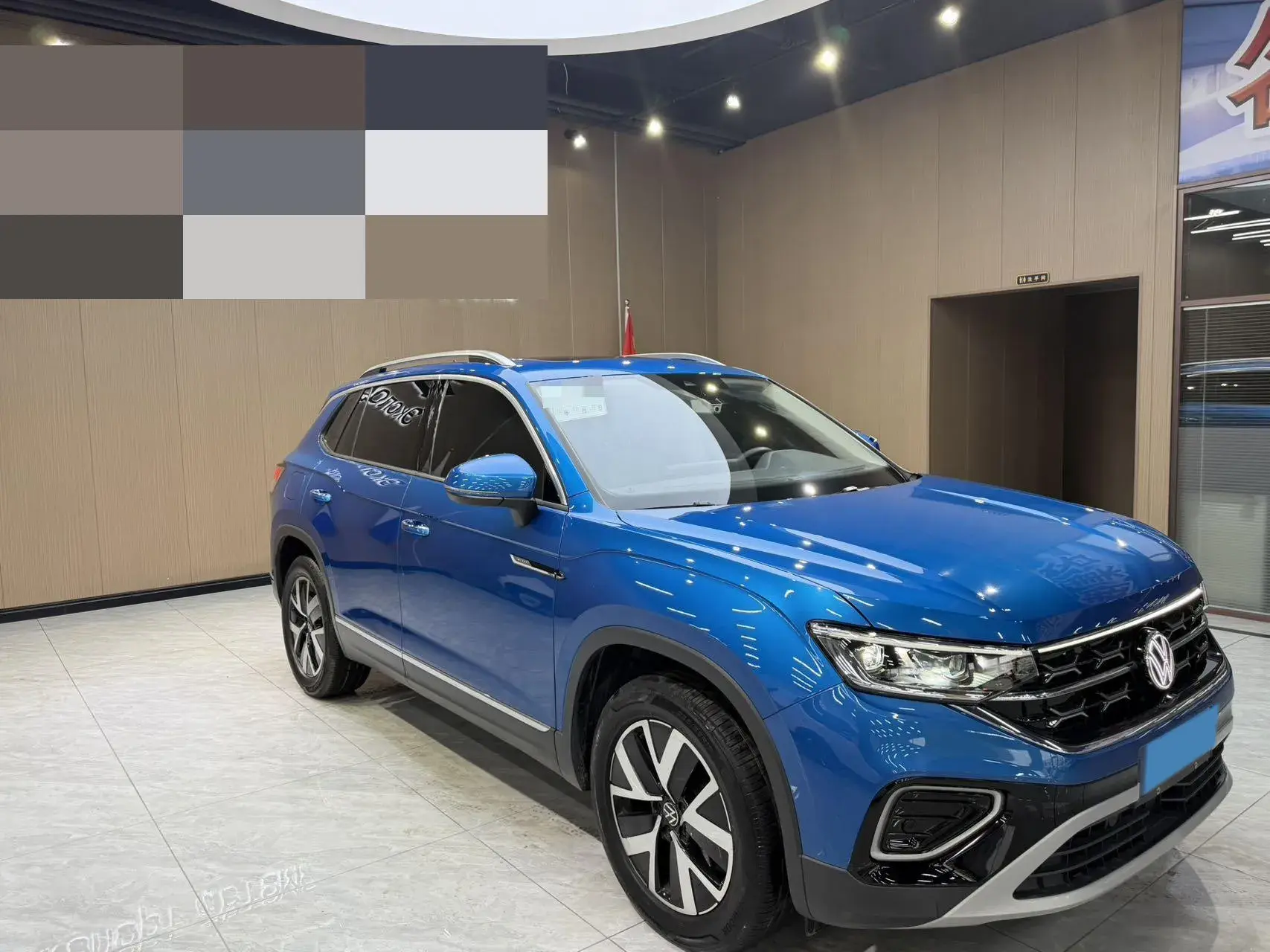 2023 VOLKSWAGEN TAYRON thumbnail 2