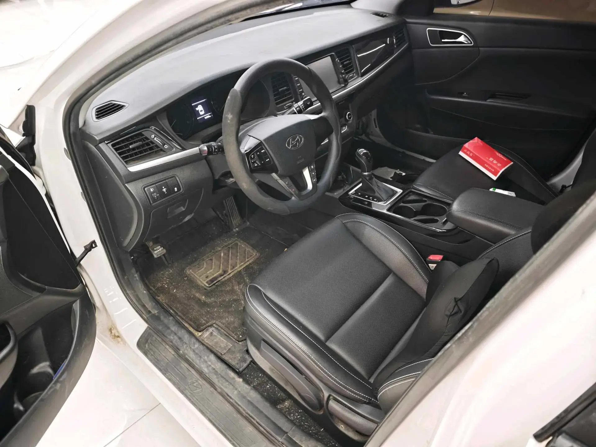 2017 HYUNDAI MISTRA thumbnail 4