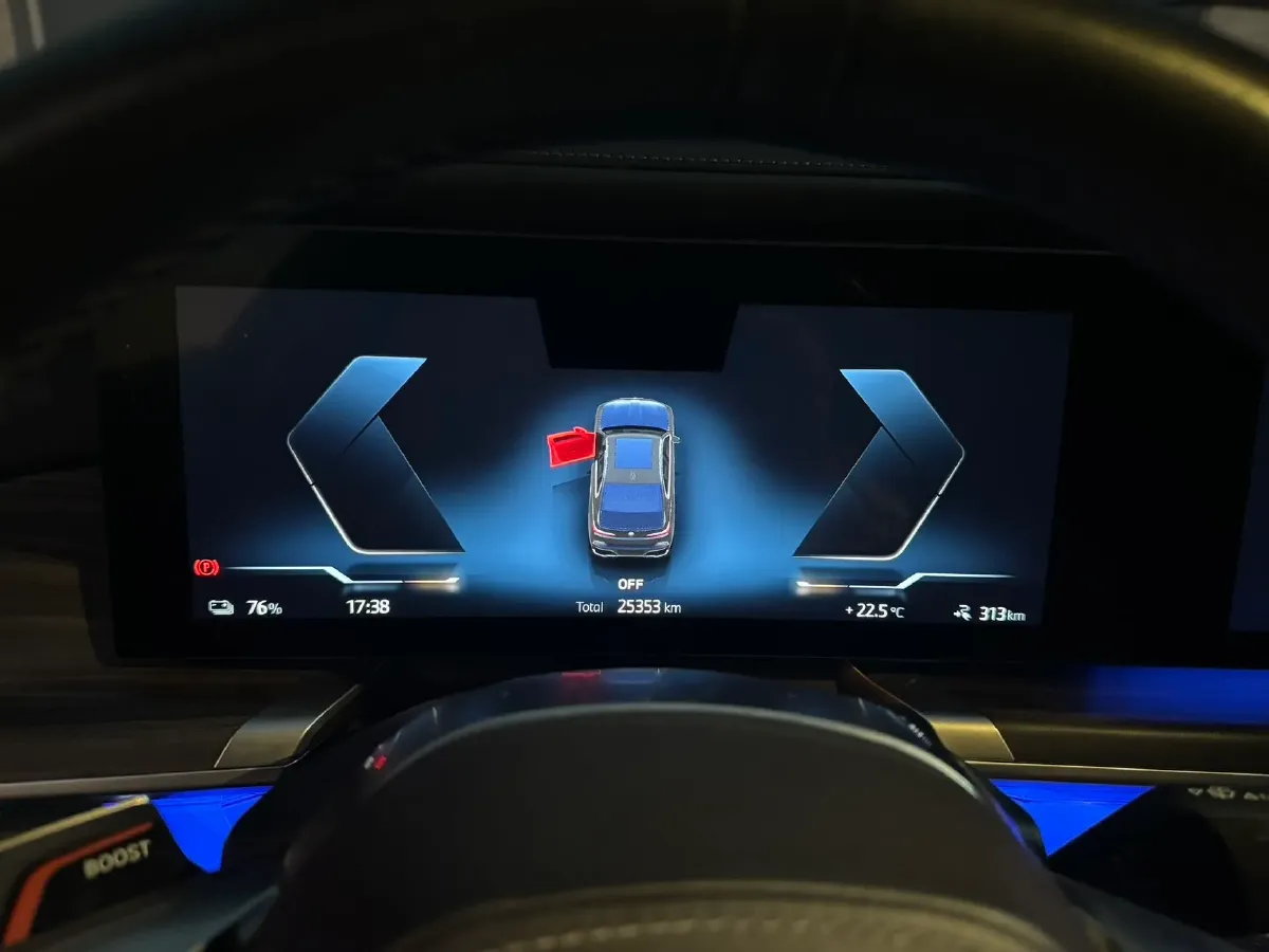 2023 BMW i7 BEV 101.7KWH,autocango,china used car exporter,china ev exporter,chinese used car exporter,chinese used ev exporter