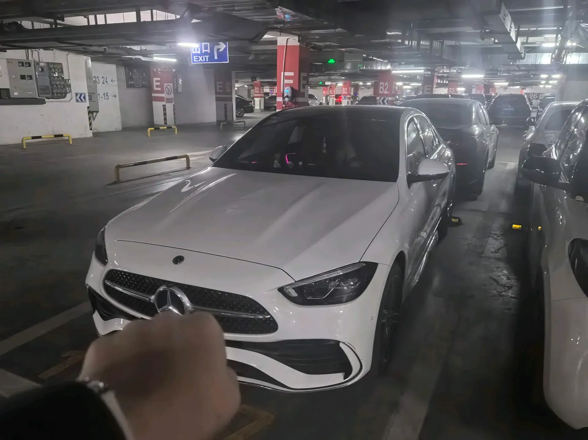 2023 MERCEDES-BENZ C view 1