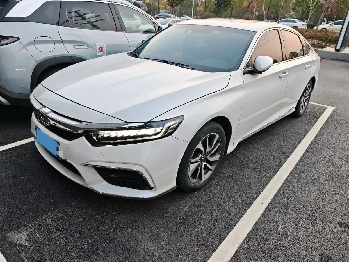 2019 Honda Inspire 1.5T 194HP L4 CVT