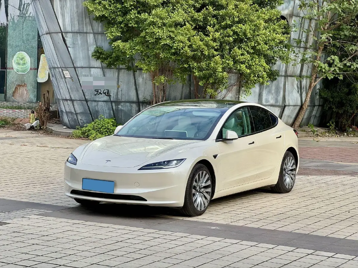 2023 Tesla Model 3 BEV 78.4KWH