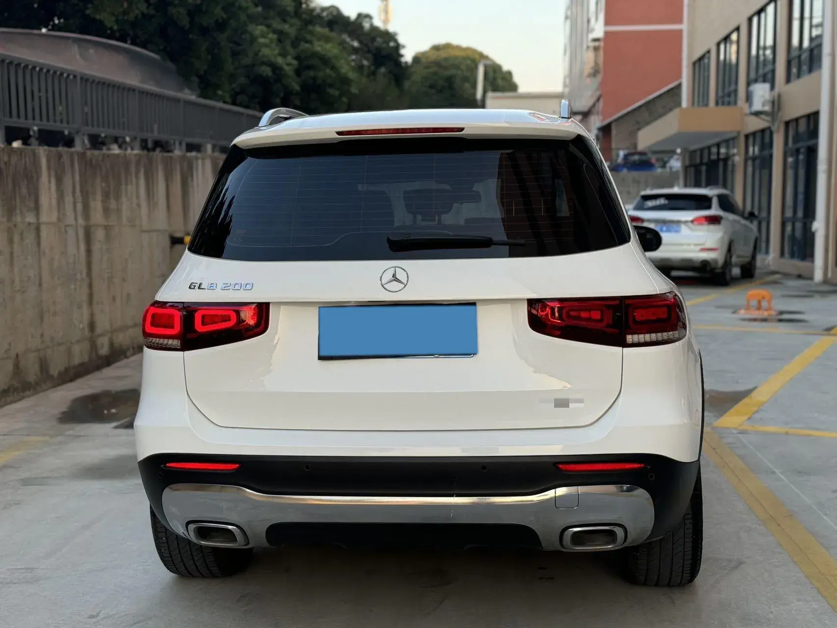 2022 MERCEDES-BENZ GLB thumbnail 4