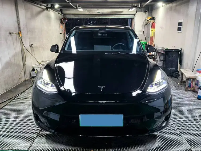 2022 TESLA MODEL thumbnail 2