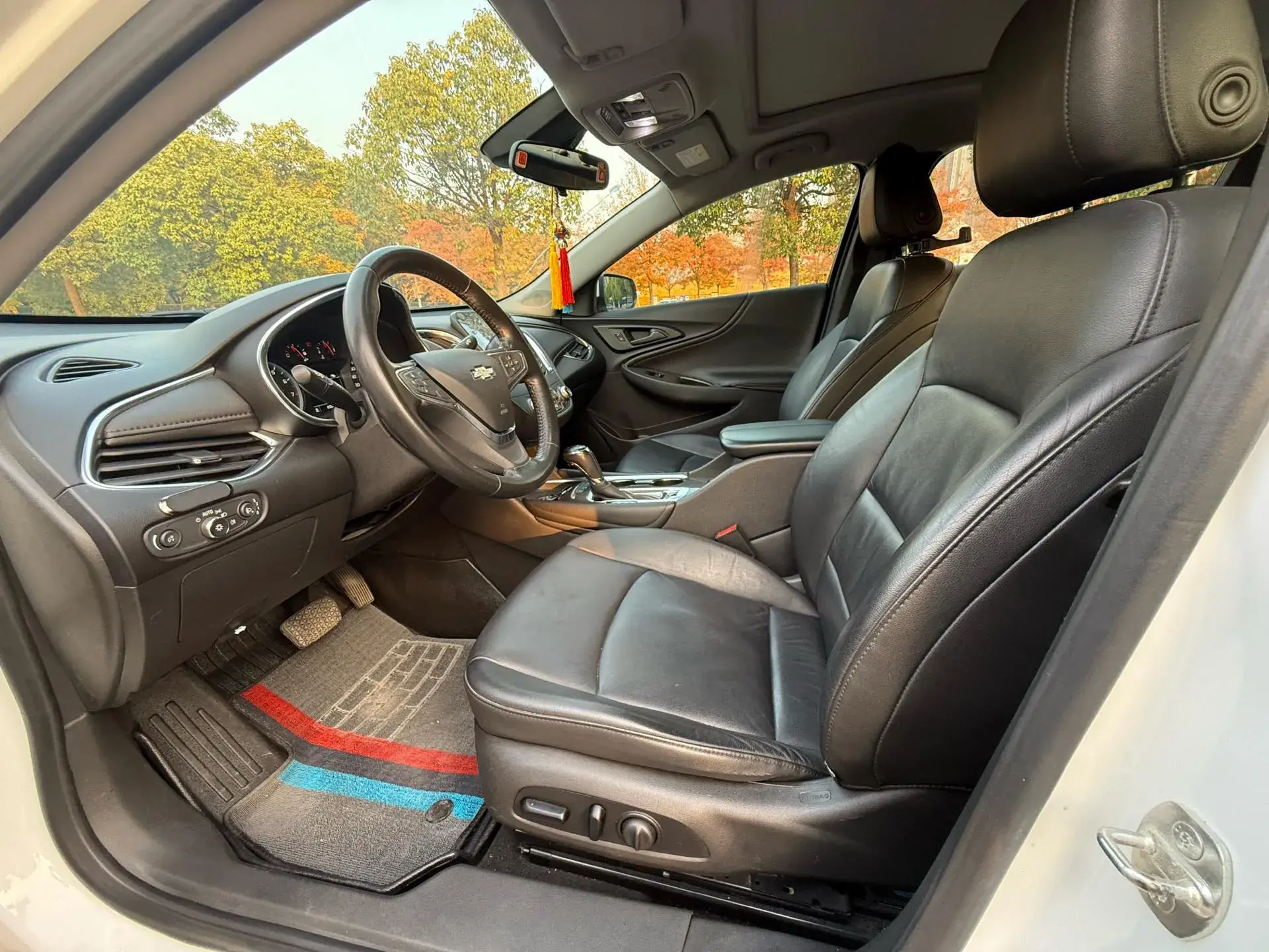 2020 CHEVROLET MALIBU thumbnail 4