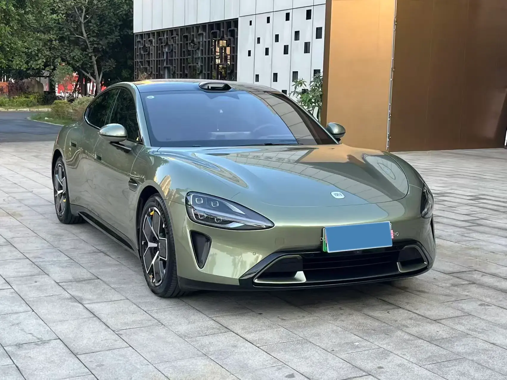 2024 MI SU7 thumbnail 3