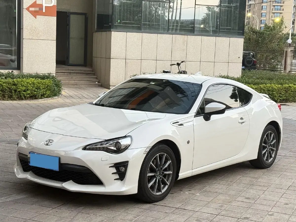 2019 Toyota 86 2.0L 200HP H4 6AT