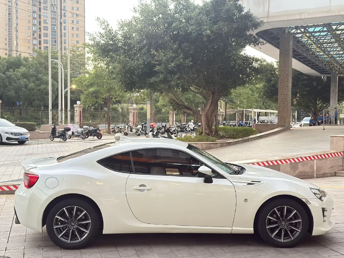 2019 Toyota 86 2.0L 200HP H4 6AT,autocango,china used car exporter,china ev exporter,chinese used car exporter,chinese used ev exporter