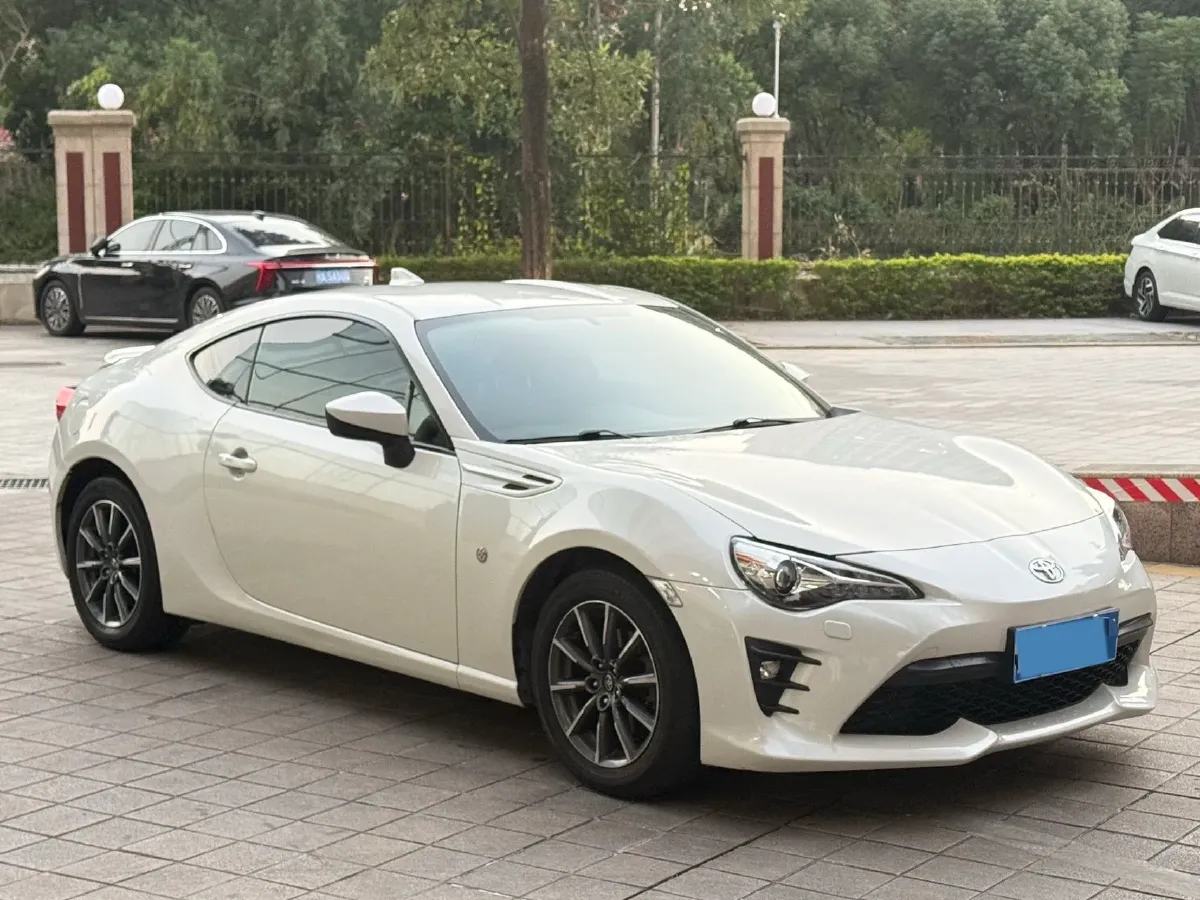 2019 Toyota 86 2.0L 200HP H4 6AT,autocango,china used car exporter,china ev exporter,chinese used car exporter,chinese used ev exporter