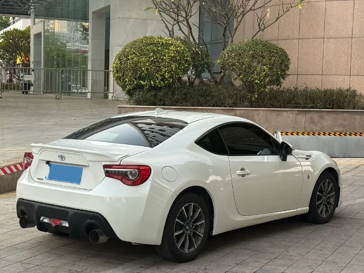2019 Toyota 86 2.0L 200HP H4 6AT,autocango,china used car exporter,china ev exporter,chinese used car exporter,chinese used ev exporter