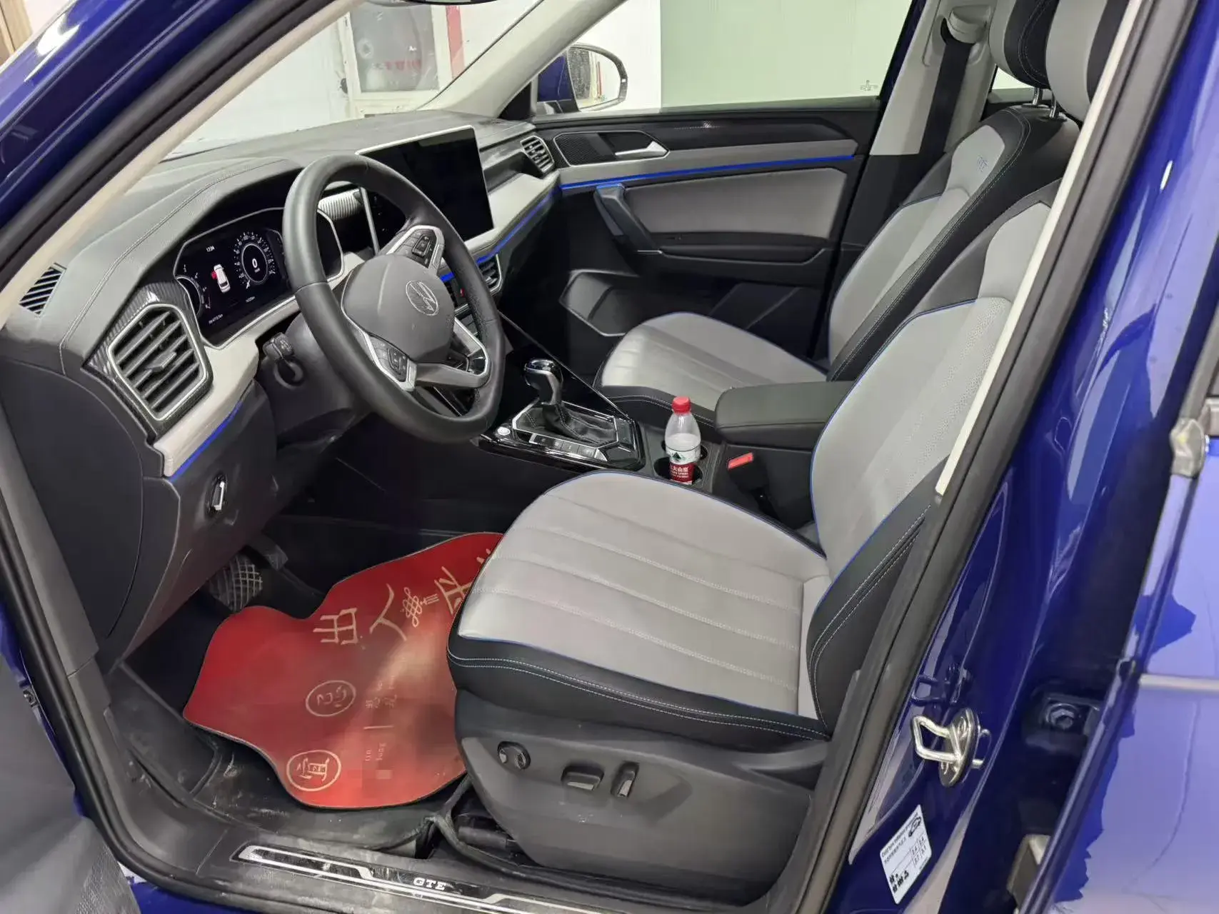 2023 VOLKSWAGEN TAYRON thumbnail 2