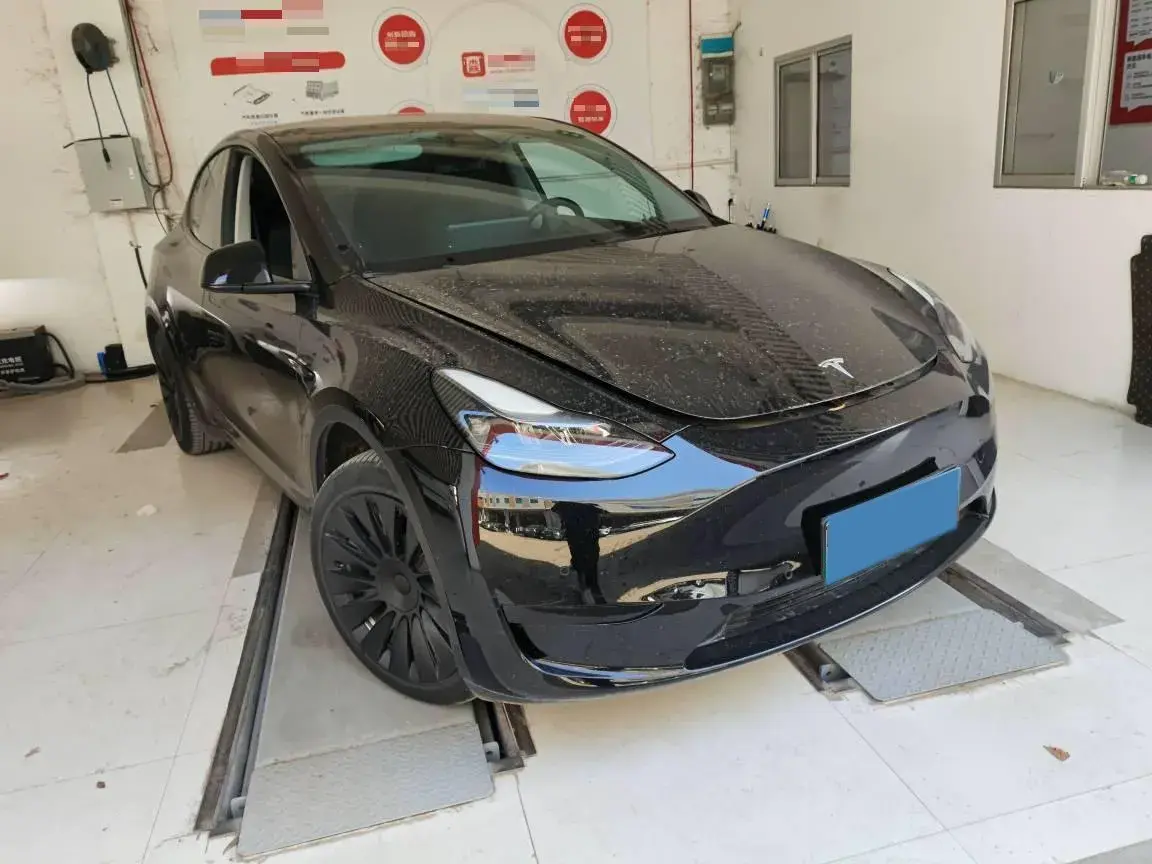 2022 TESLA MODEL thumbnail 2