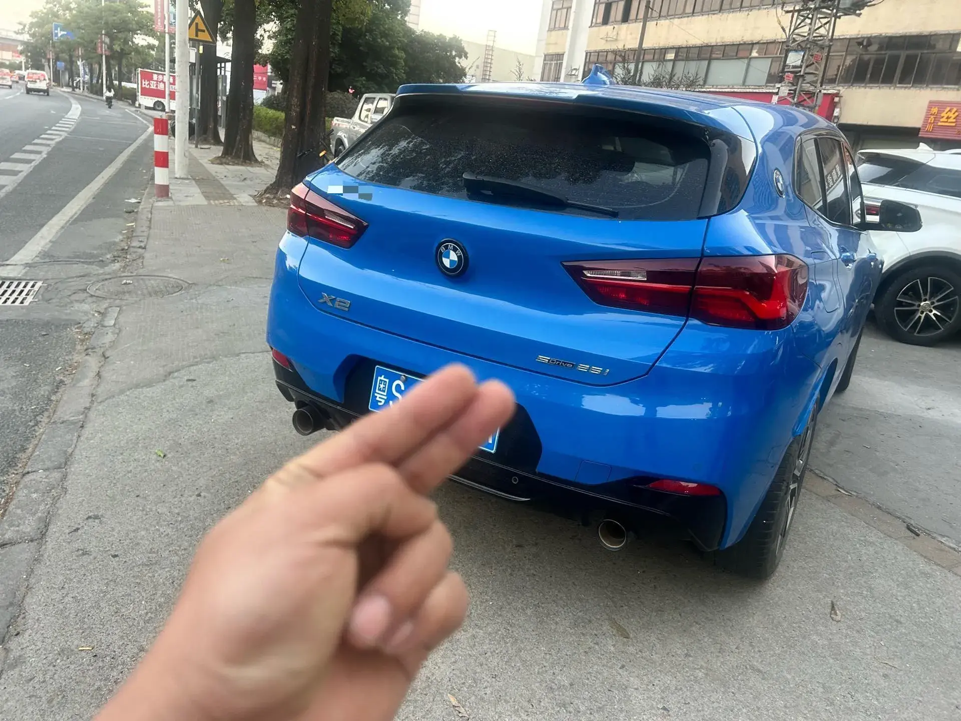 2022 BMW X2 thumbnail 3