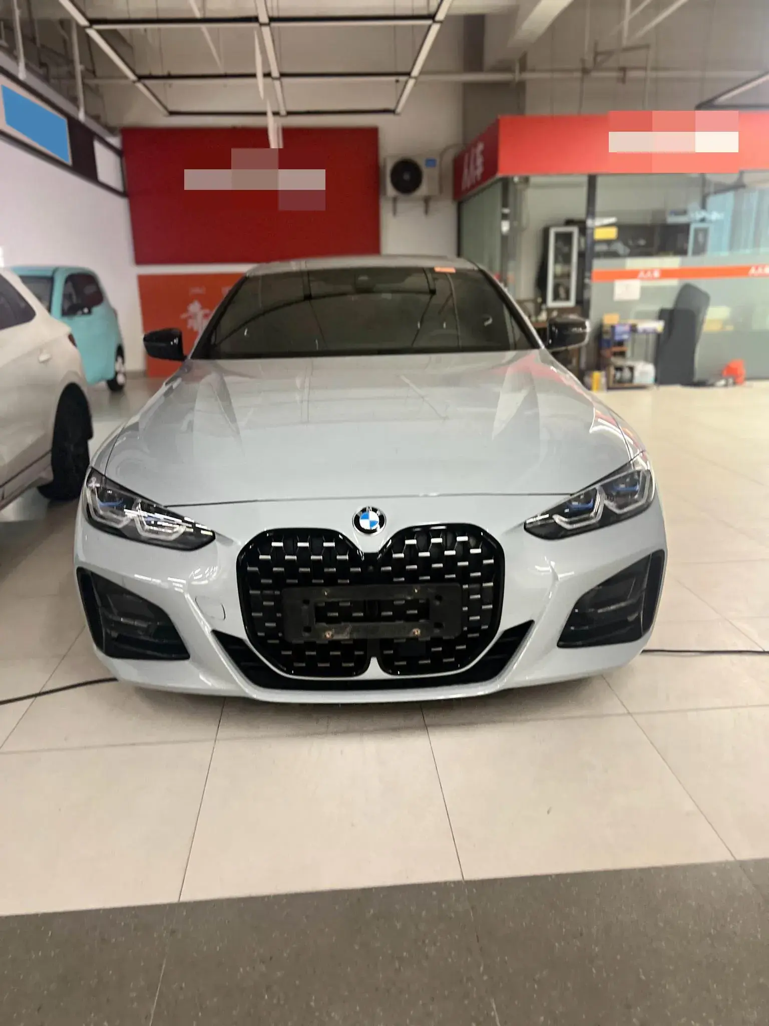 2024 BMW 4 thumbnail 2
