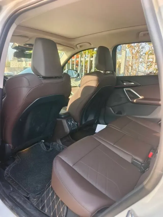 2025 BMW iX1 BEV,autocango,china used car exporter,china ev exporter,chinese used car exporter,chinese used ev exporter