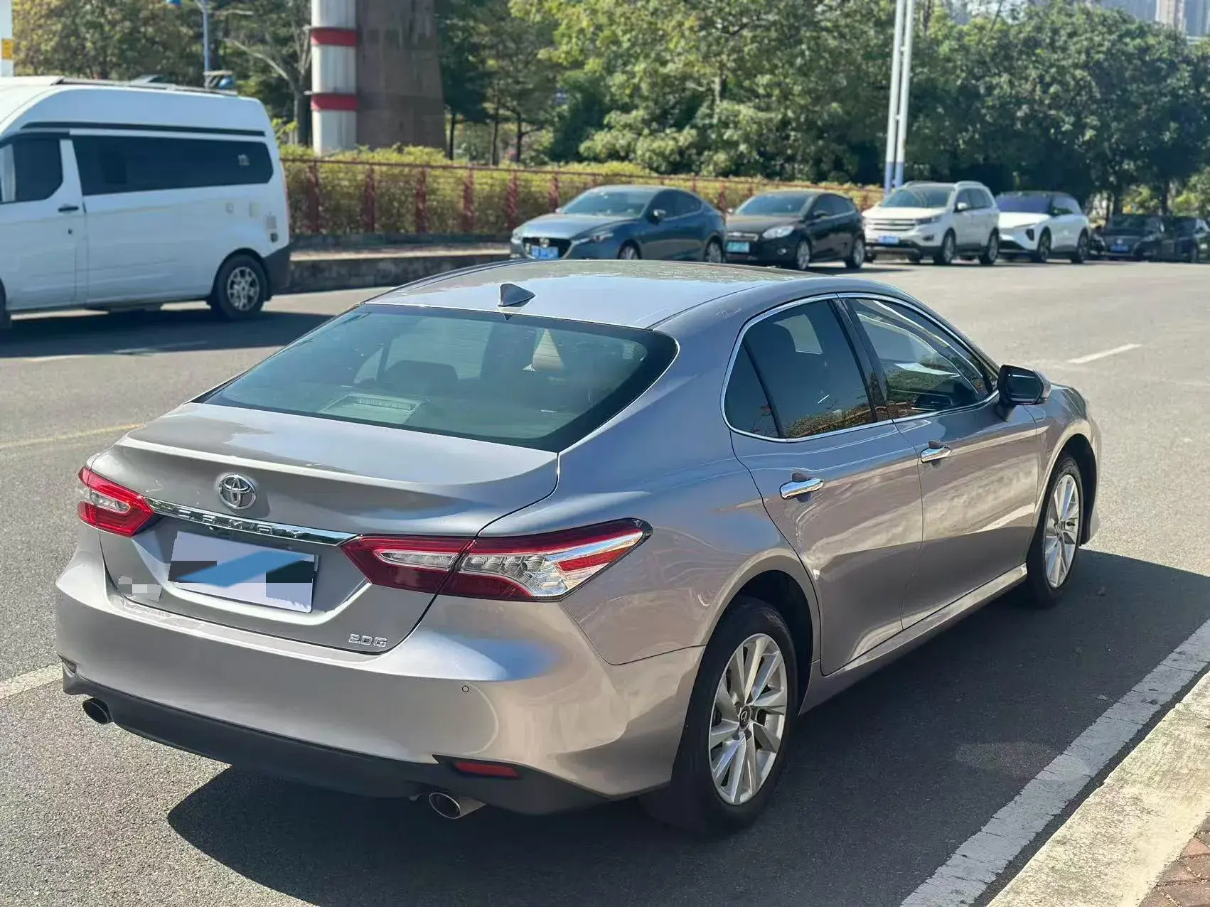 2021 TOYOTA CAMRY thumbnail 4
