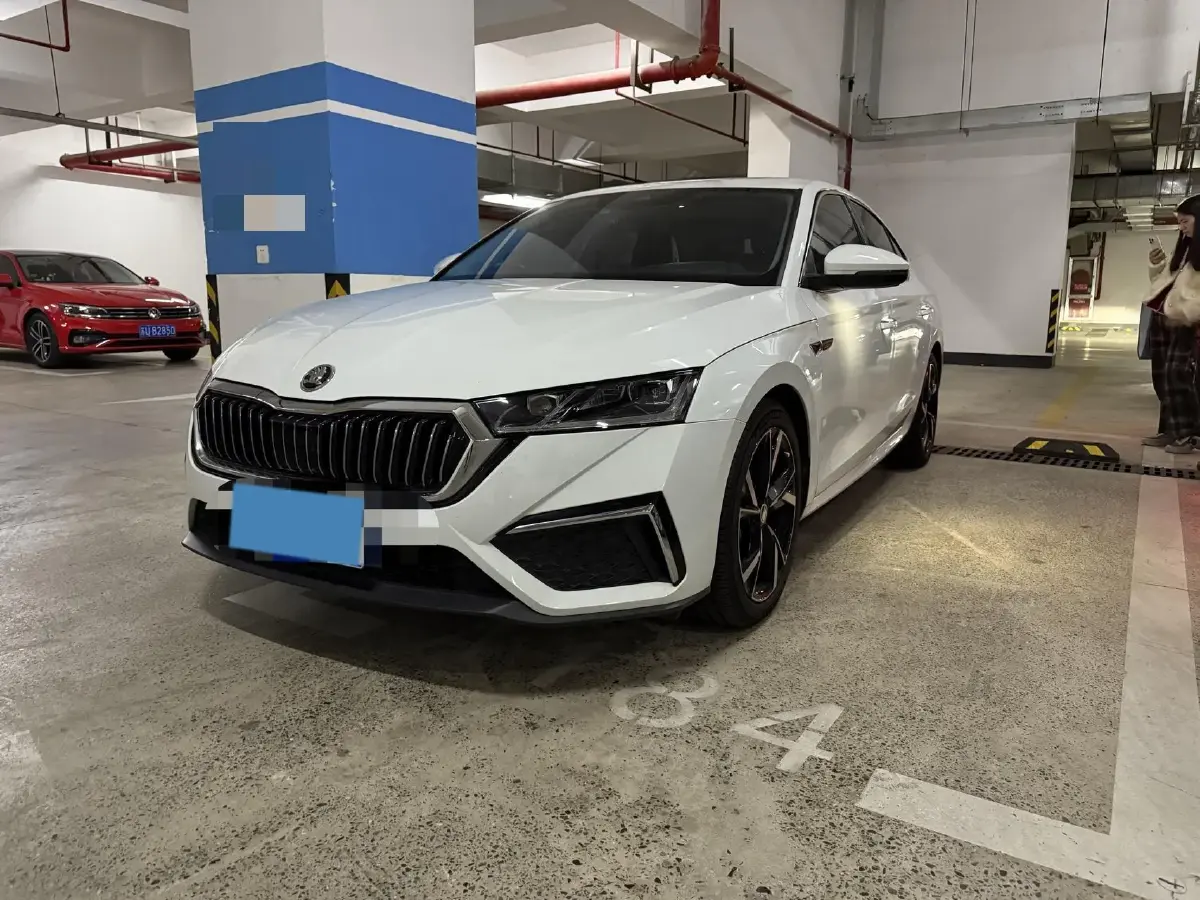 2023 Skoda Octavia 1.4T 150HP L4 7DCT