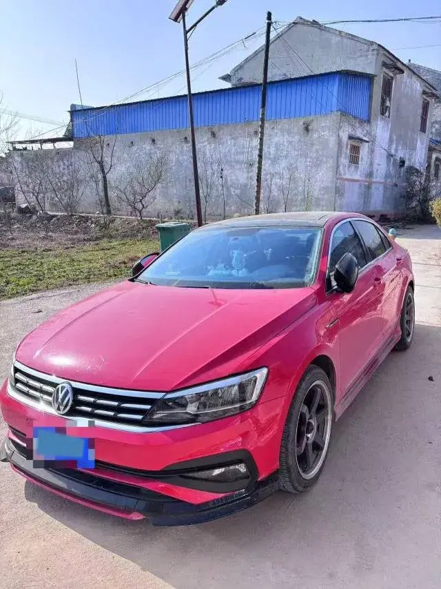 2019 VOLKSWAGEN LAMANDO view 1