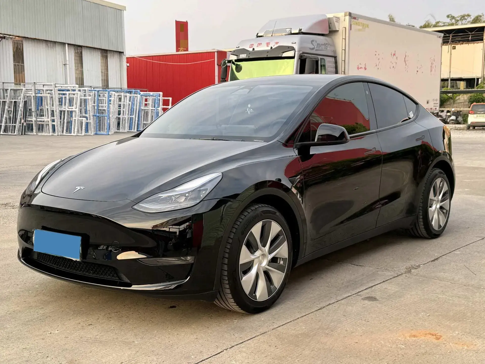 2023 TESLA MODEL view 1