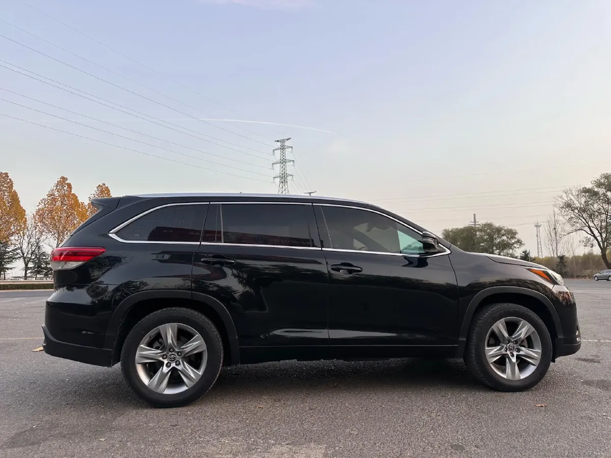 2019 HanTeng V7 1.5T 156HP L4 6AT,autocango,china used car exporter,china ev exporter,chinese used car exporter,chinese used ev exporter