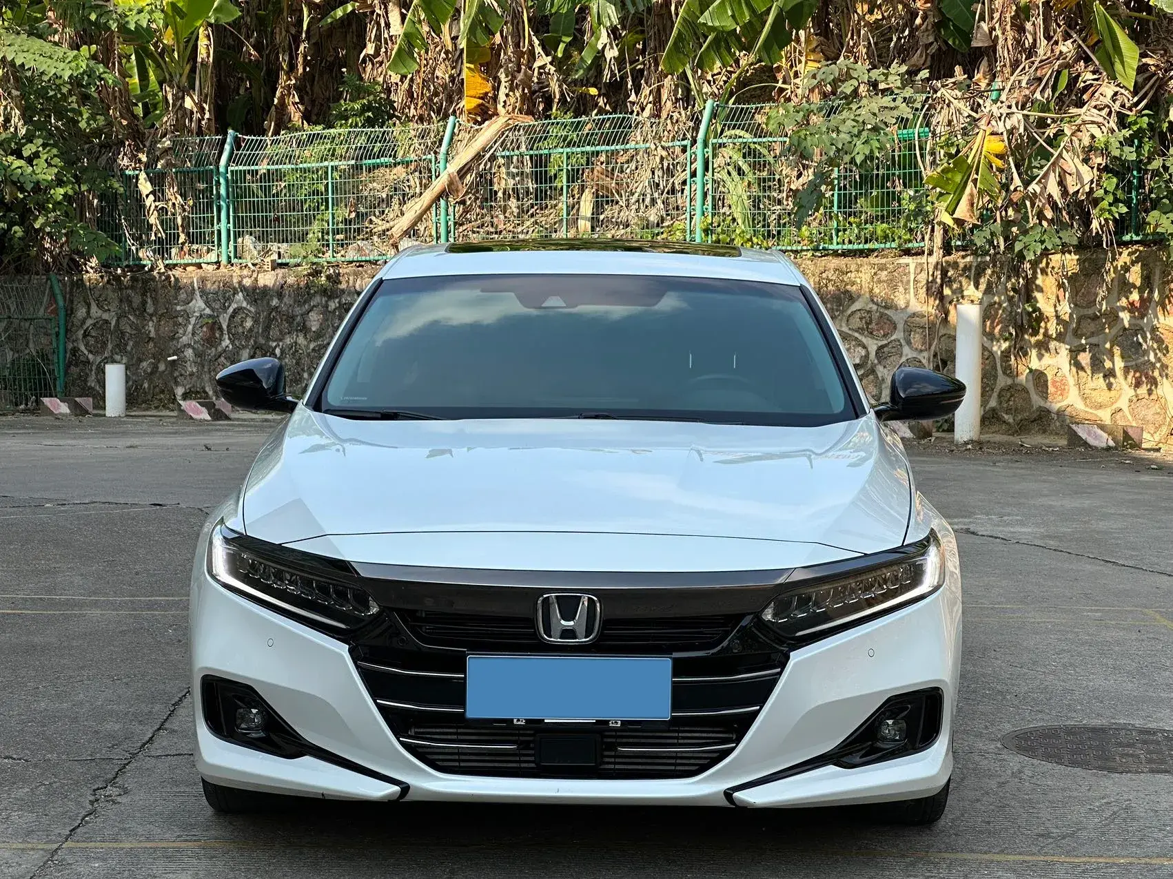 2022 HONDA ACCORD thumbnail 2