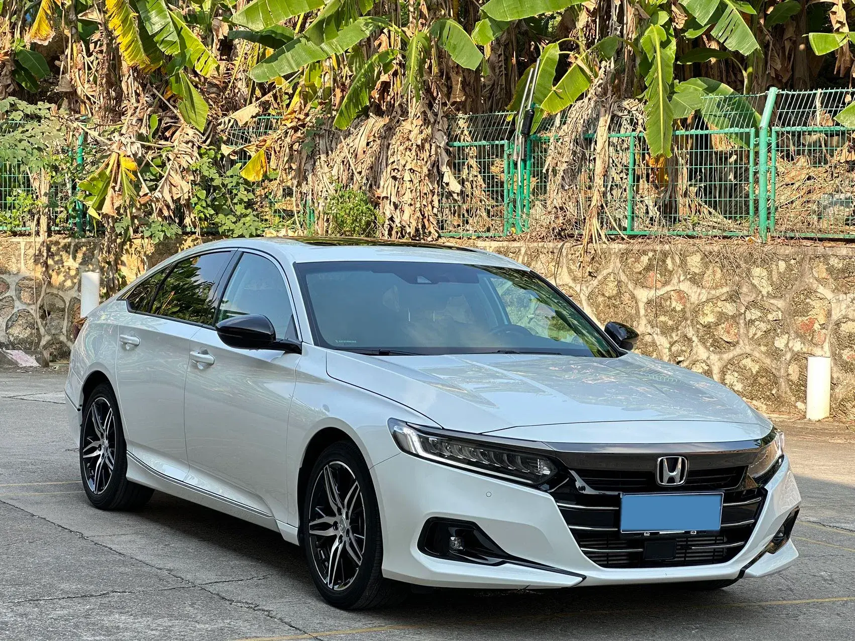 2022 HONDA ACCORD thumbnail 3