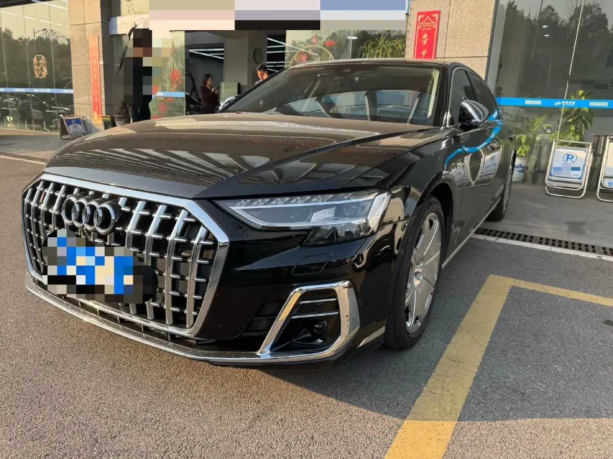 2022 Audi A8 3.0T 340HP V6 8AT
