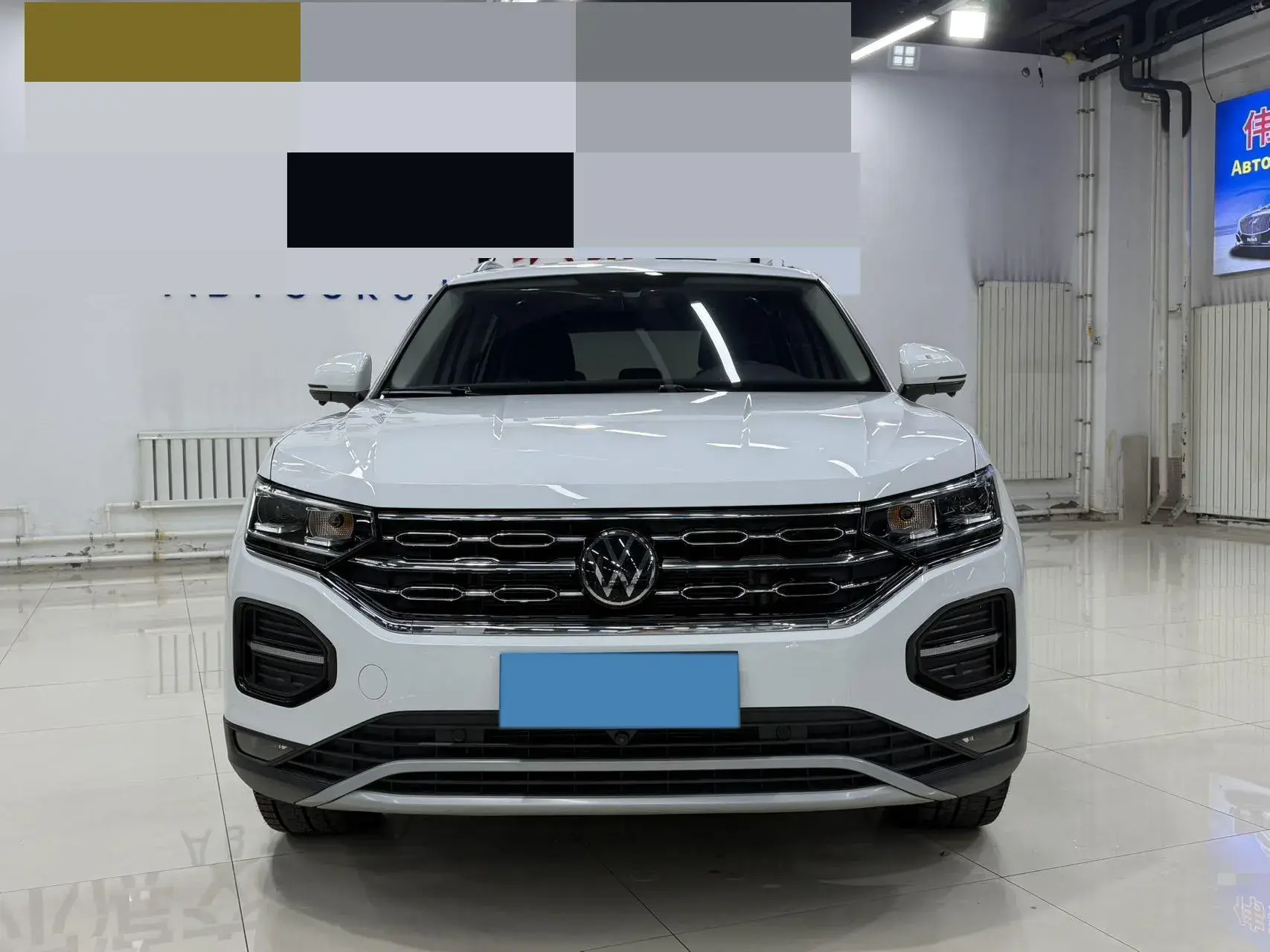 2022 VOLKSWAGEN TAYRON thumbnail 3