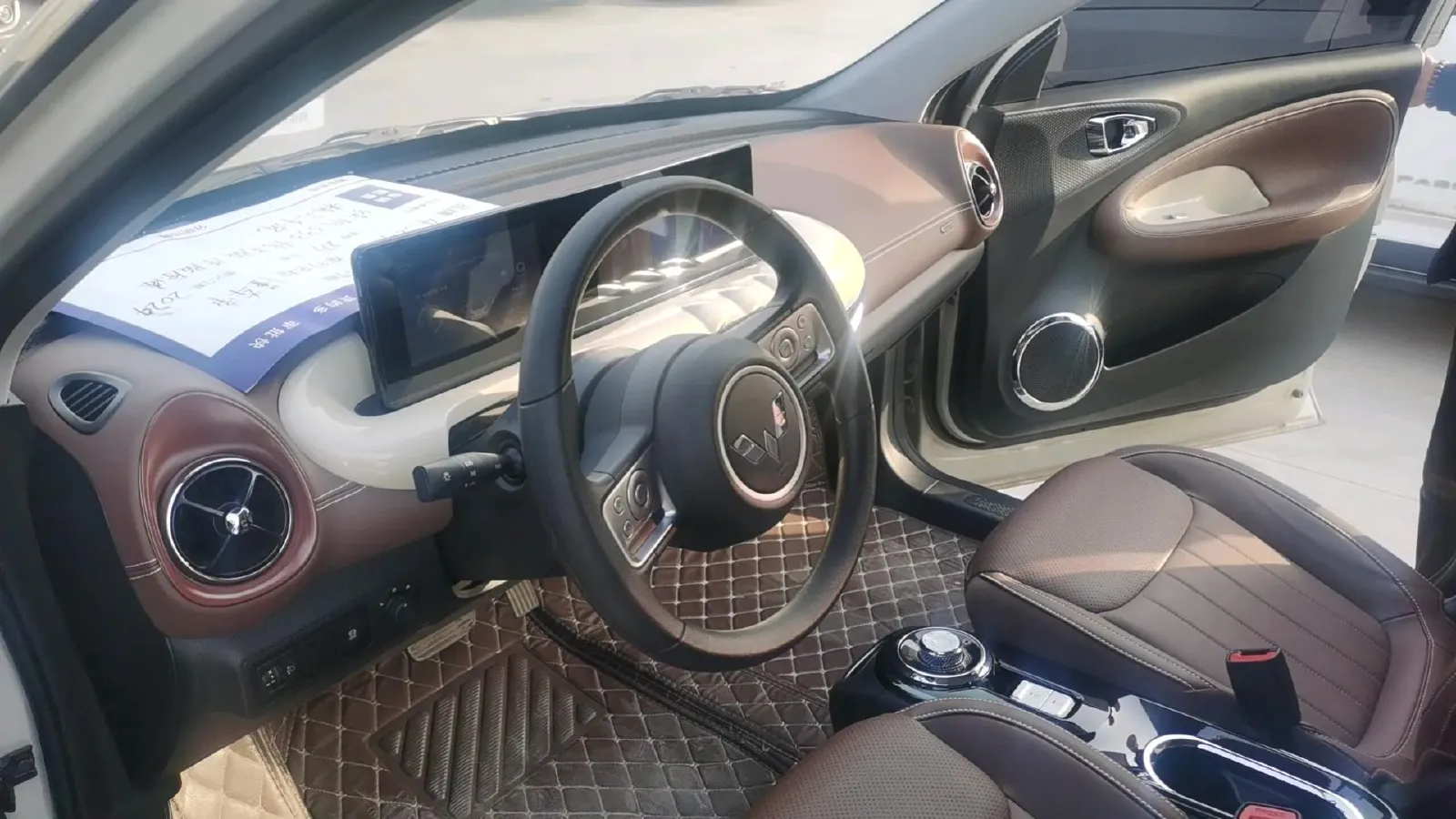 2017 Zotye T700 2.0T 190HP L4 8AT,autocango,china used car exporter,china ev exporter,chinese used car exporter,chinese used ev exporter