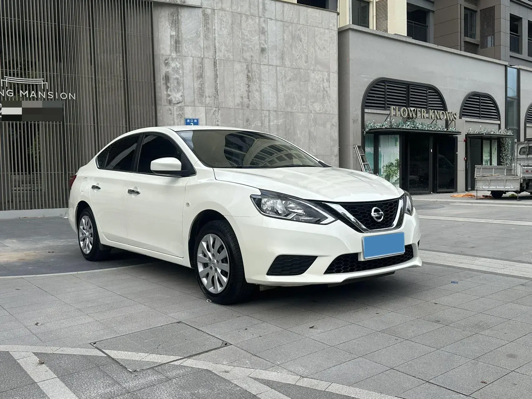 2022 NISSAN SYLPHY thumbnail 3