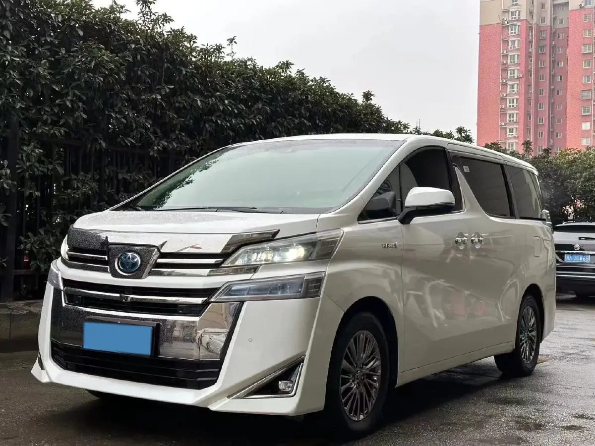 2020 Toyota Vellfire 2.5L 117HP L4 E-CVT Hybrid