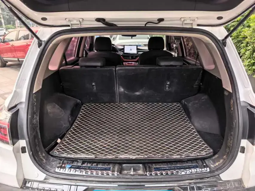 2018 KIA SPORTAGE thumbnail 4