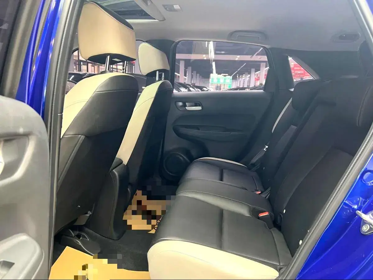 2023 HONDA FIT thumbnail 4