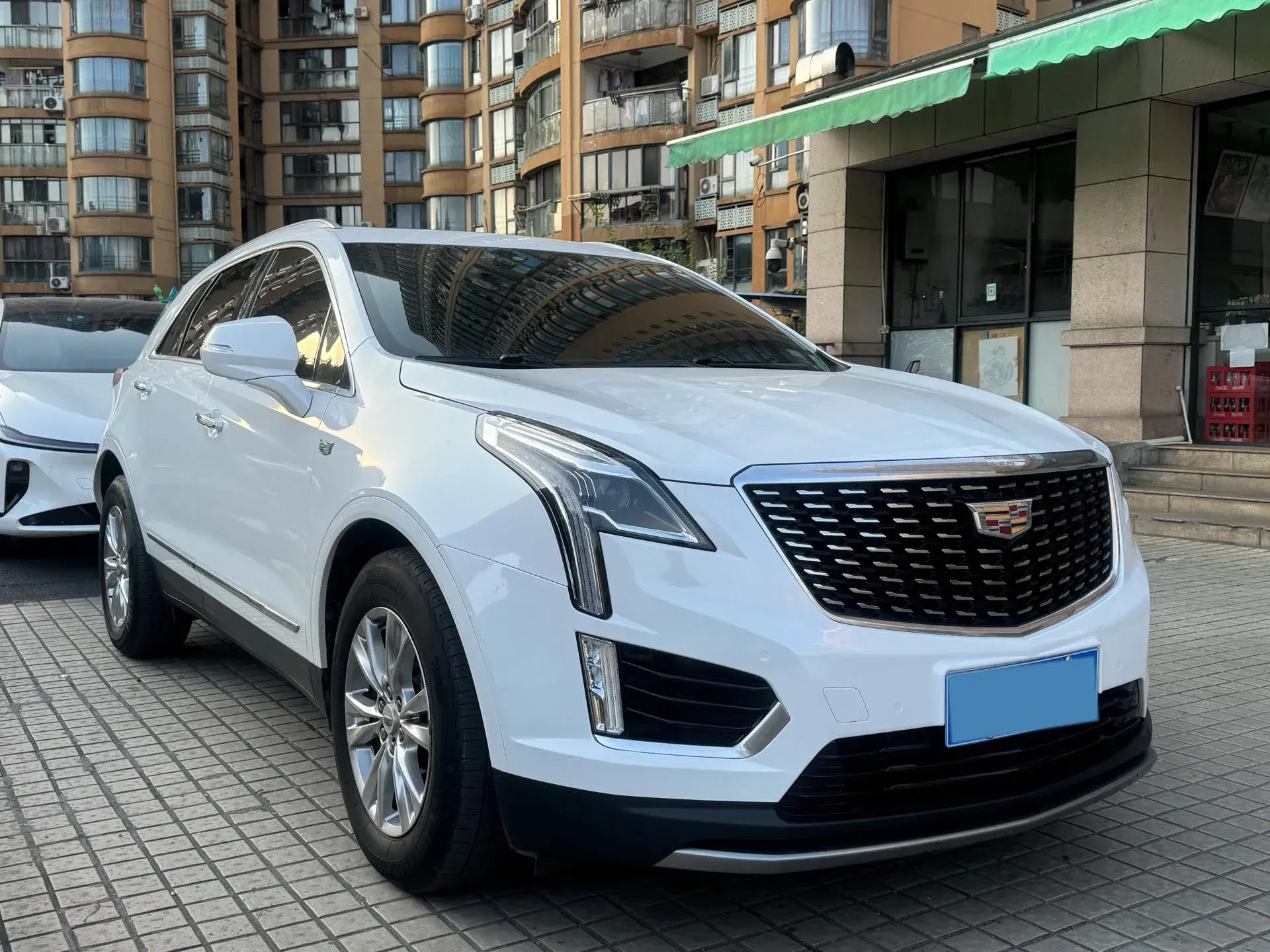 2021 CADILLAC XT5 thumbnail 3