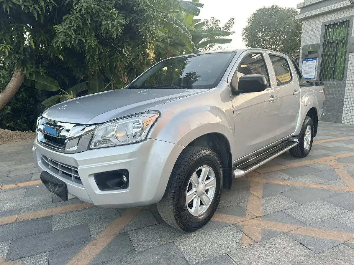 2022 Isuzu RE-MAX Jim 2.8T 120HP L4 5MT